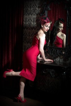 an example of the images created by Amanda Crowther