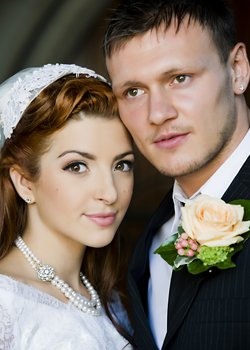 an example of the images created by Ross Holkham